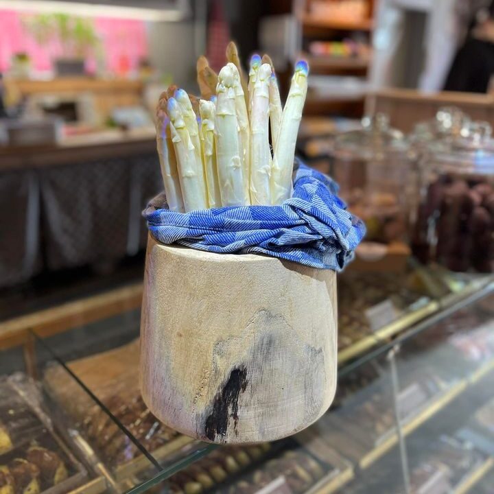 We hebben weer de beste asperges!!