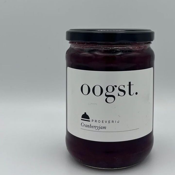 Lekker én vol gezonde vitamine en mineralen, de juiste balans! Mooie en (h)eerlijke producten van OOGST, dankbaar voor deze samenwerking .Het gehele assortiment, waaronder soepen pastasauzen, curry’s, stroganof saus, jam’s, stoofpeertjes, rodel kool met kruiden, siropen, mosterd en kaasbegeleiders is verkrijgbaar bij de Landkruidenier.Graag tot ziens!