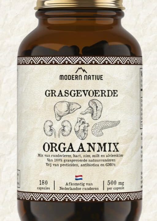 VERWACHT ….MODERN NATIVE.Supplementen gemaakt van orgaanvlees van gras-gevoerde Nederlandse runderen.GELIEFD DOOR ONZE VOOROUDERSOnze voorouders leefden anders dan wij. Al eeuwenlang wordt er in traditionele samenlevingen orgaanvlees gegeten. Zij aten ‘van kop tot staart’, oftewel alles van het dier, omdat zij intuïtief wisten hoe voedingsrijk orgaanvlees is. Het is een oude traditie die verloren is gegaan.De missie van Modern Native is om de wijsheden van onze voorouders terug te brengen in de moderne wereld, voor optimale gezondheid, kracht en energie.Binnenkort verkrijgbaar bij De Landkruidenier!